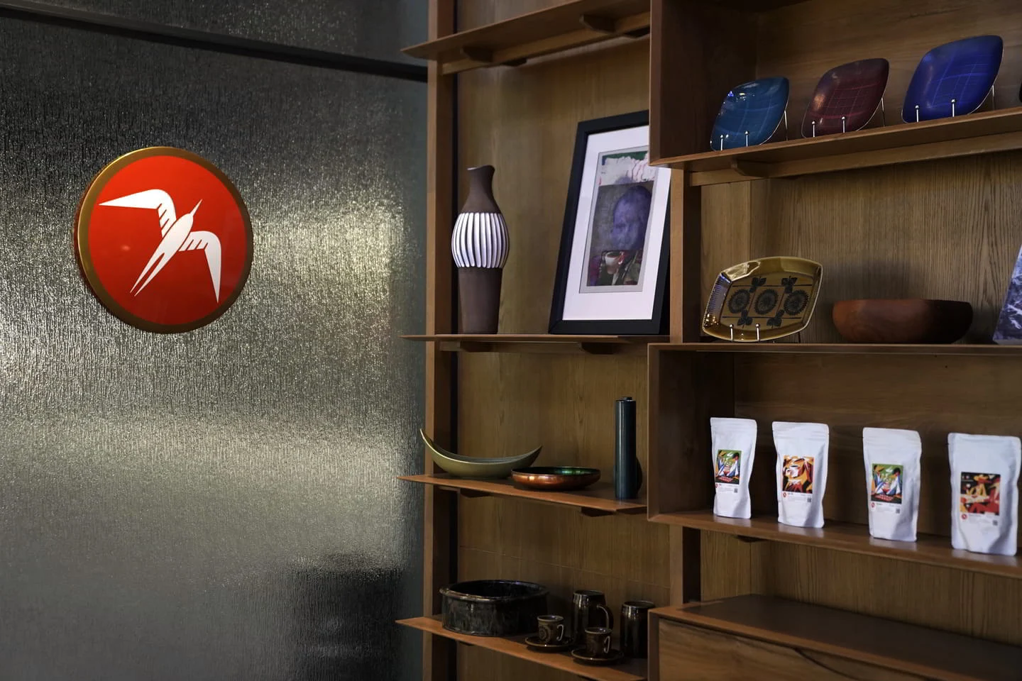 Buka Cabang Pertama di Indonesia, ASHTA District 8 Jadi Tuan Rumah Fuglen dari Norwegia