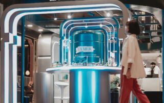 LA MER: Night To Day Miracle Journey Pop-Up