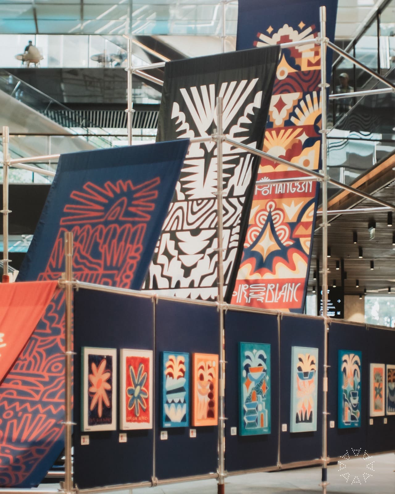 Say It Through Style, with The Blueprint Drawn in Artlines Say It Through Style, with The Blueprint Drawn in Artlines