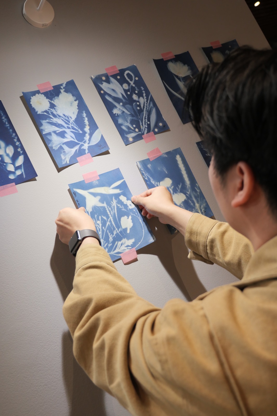 Sunprint of Hope: Meaningful Workshop at Brushstrokes of Hope Sunprint of Hope: Meaningful Workshop at Brushstrokes of Hope