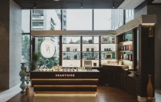 De Antoine Fragrance &bull; ASHTA District 8